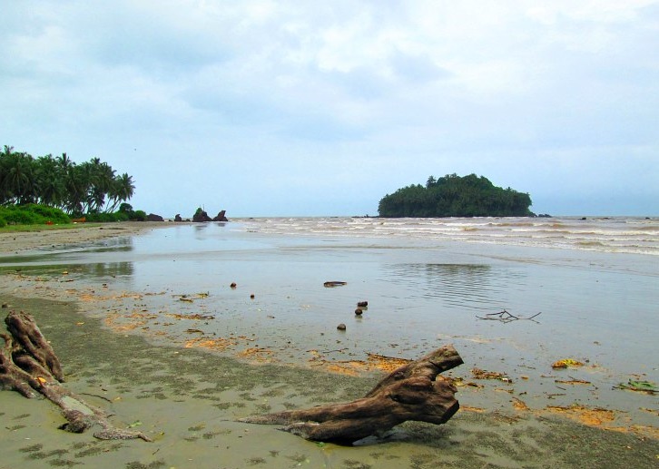 Dharmadam Island Kannur