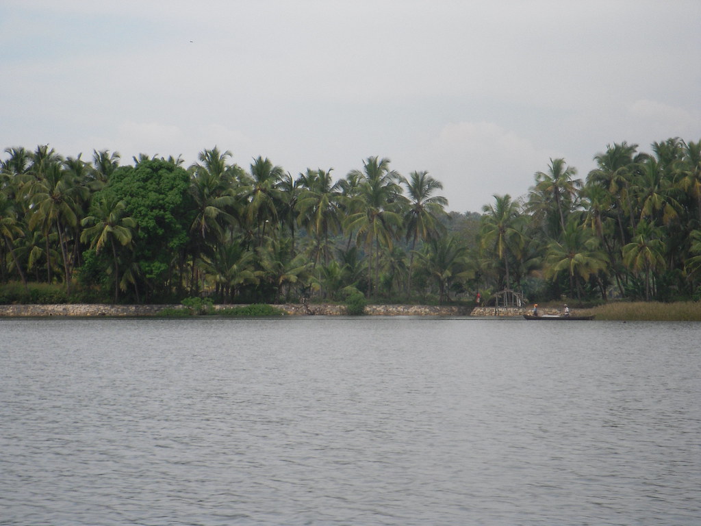 Valapattanam Backwaters Kannur Entry Details
